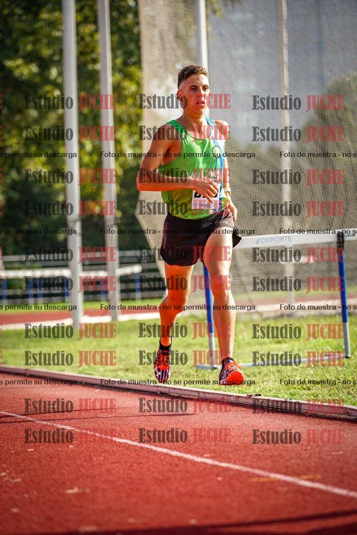 Fotos de los 3000 m llanos de varones