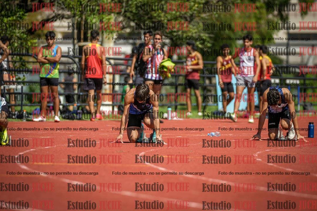 Fotos de los 200 m llanos de varones