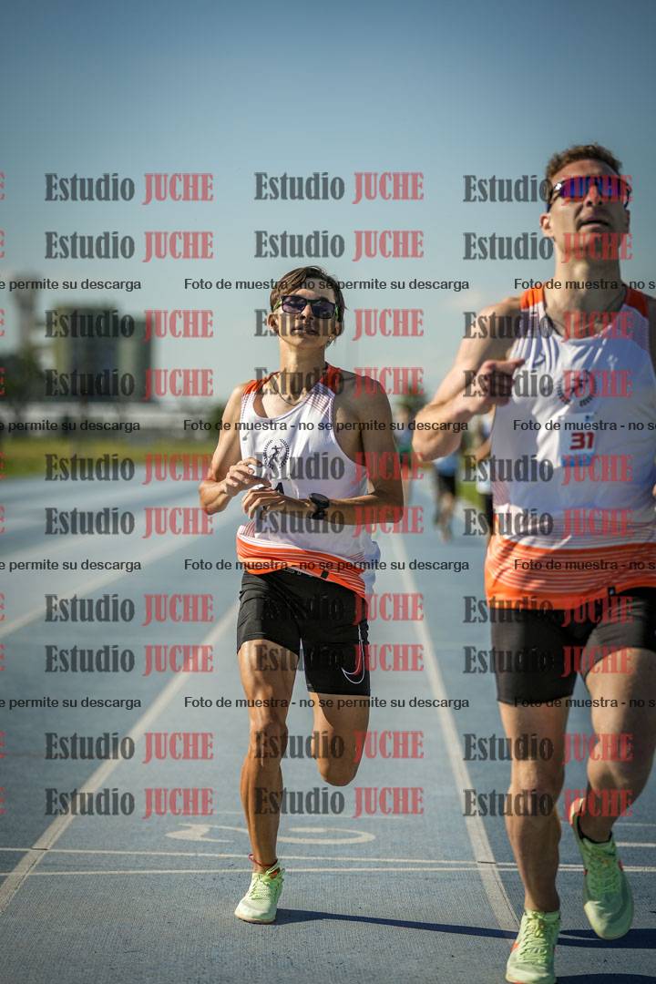 Fotos de los 1500 m llanos de varones