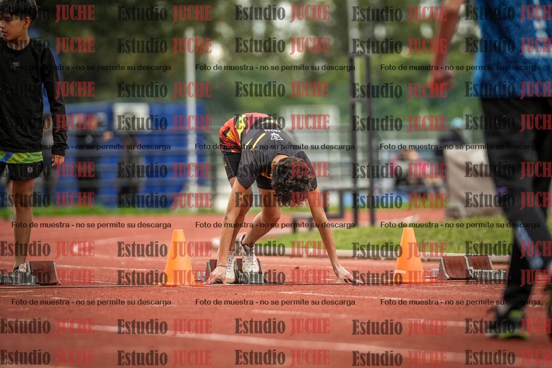Fotos de los 80 m llanos de varones