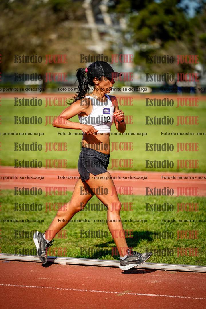 Fotos de los 5000 m llanos de mujeres y varones