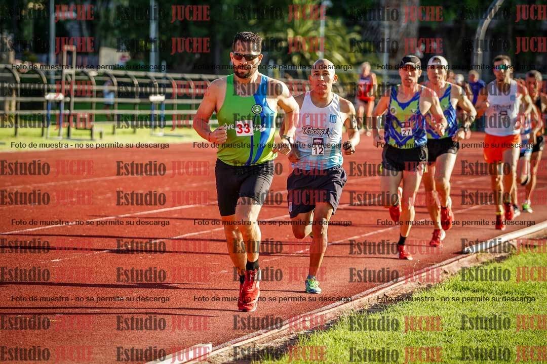 Fotos de los 3000 m llanos de varones
