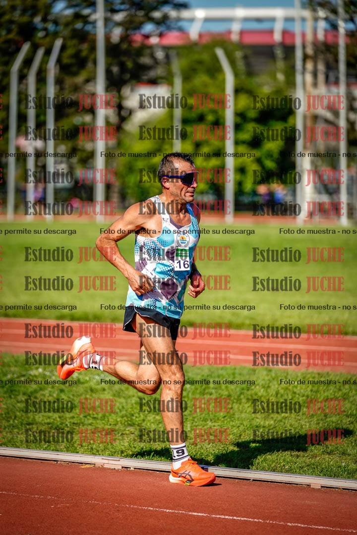 Fotos de los 5000 m llanos de mujeres y varones