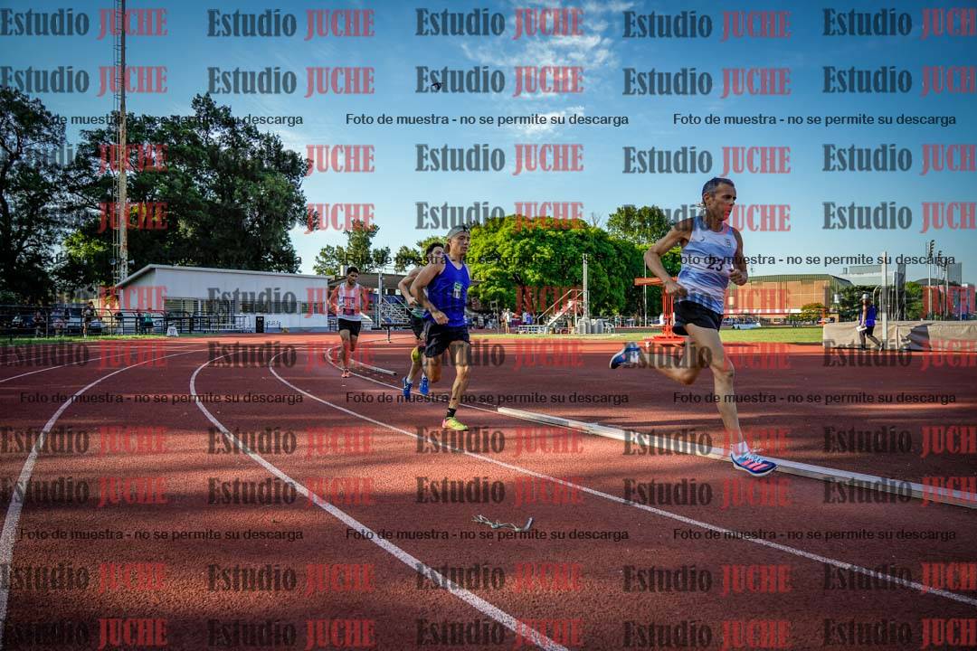 Fotos de los 1500 m llanos de varones