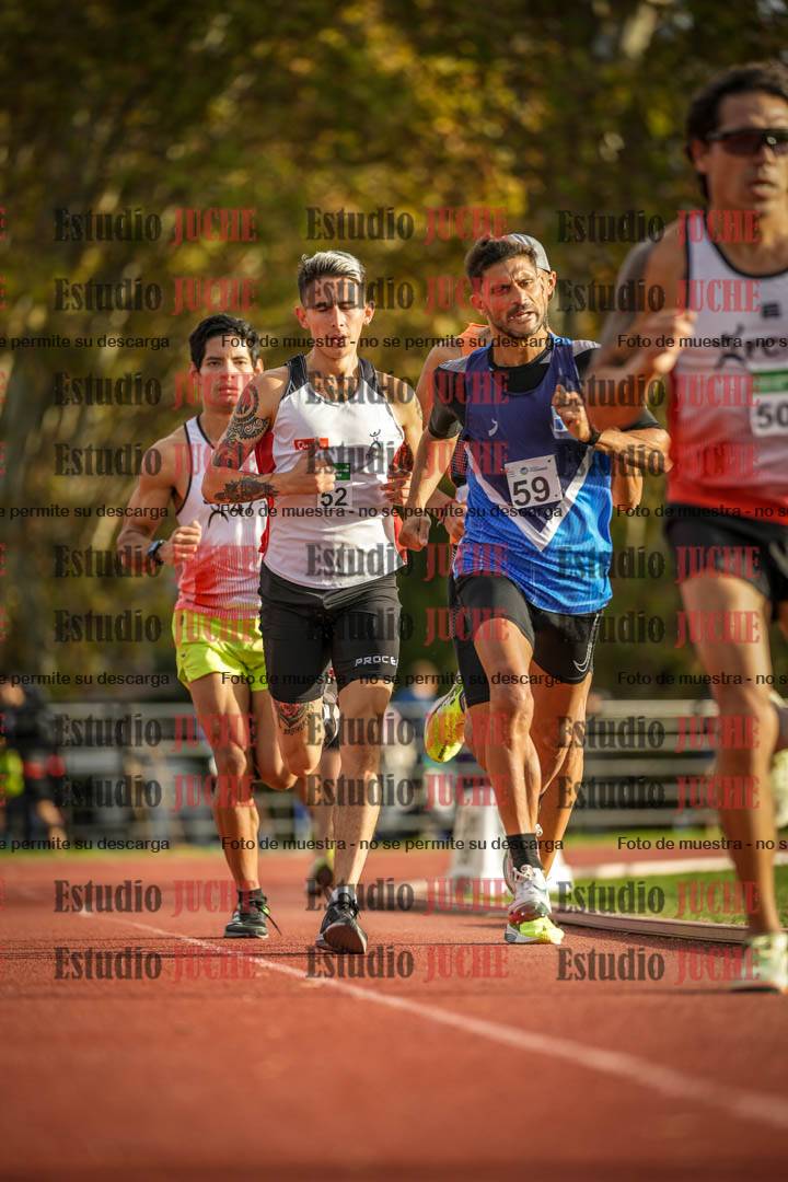Fotos de los 3000 m llanos de varones