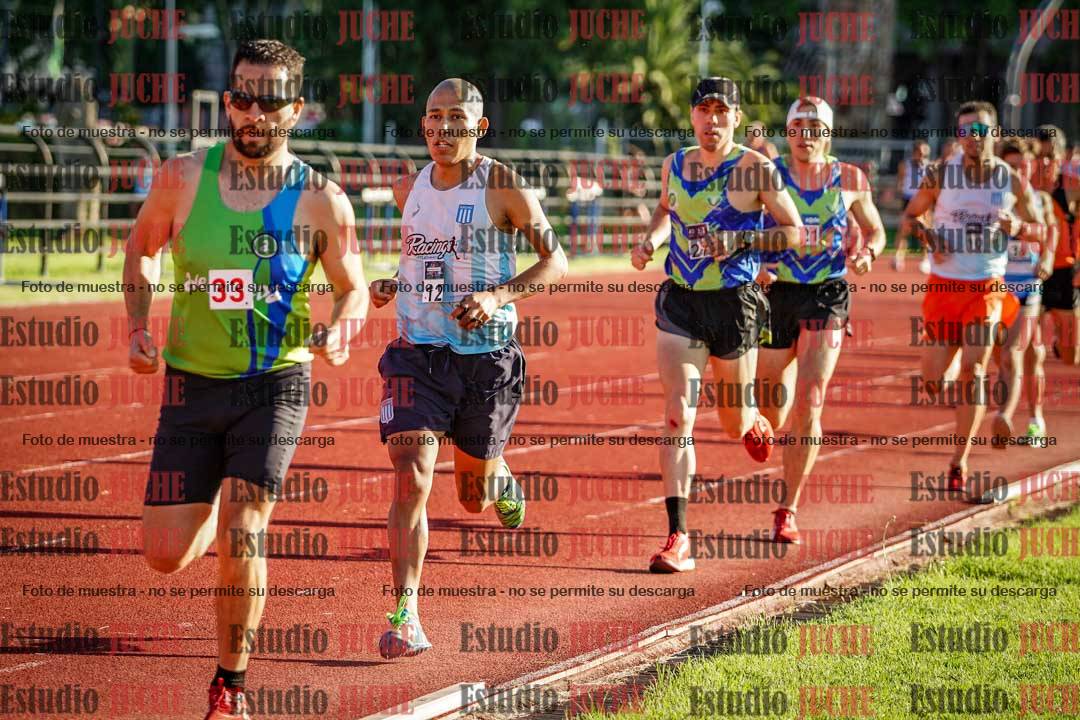 Fotos de los 3000 m llanos de varones
