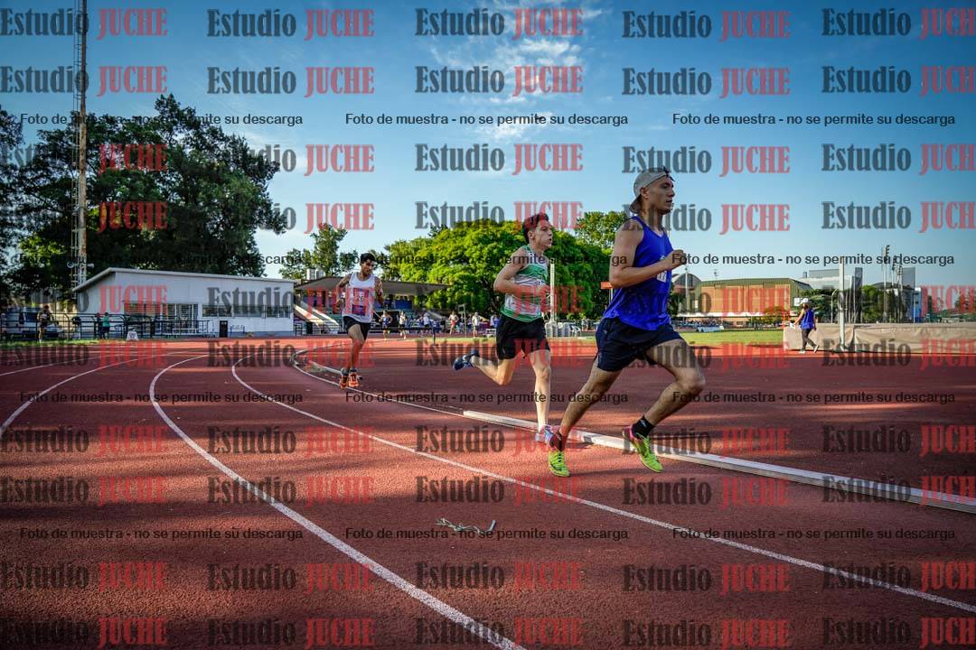 Fotos de los 1500 m llanos de varones