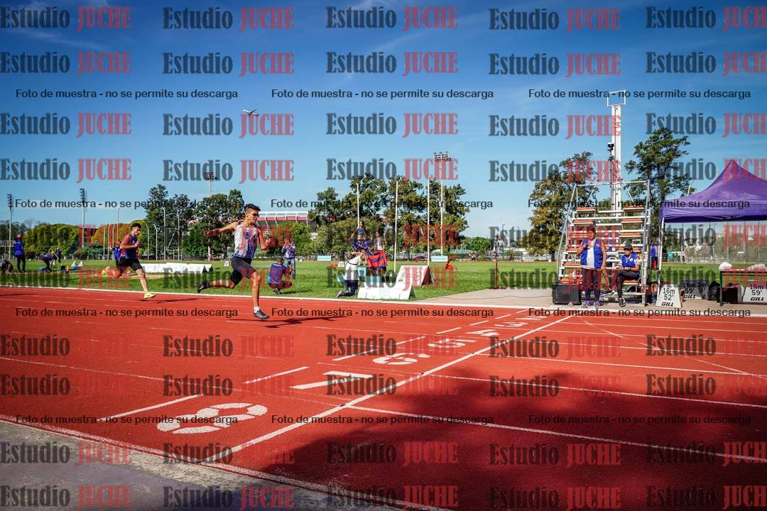 Fotos de los 400 m llanos de varones