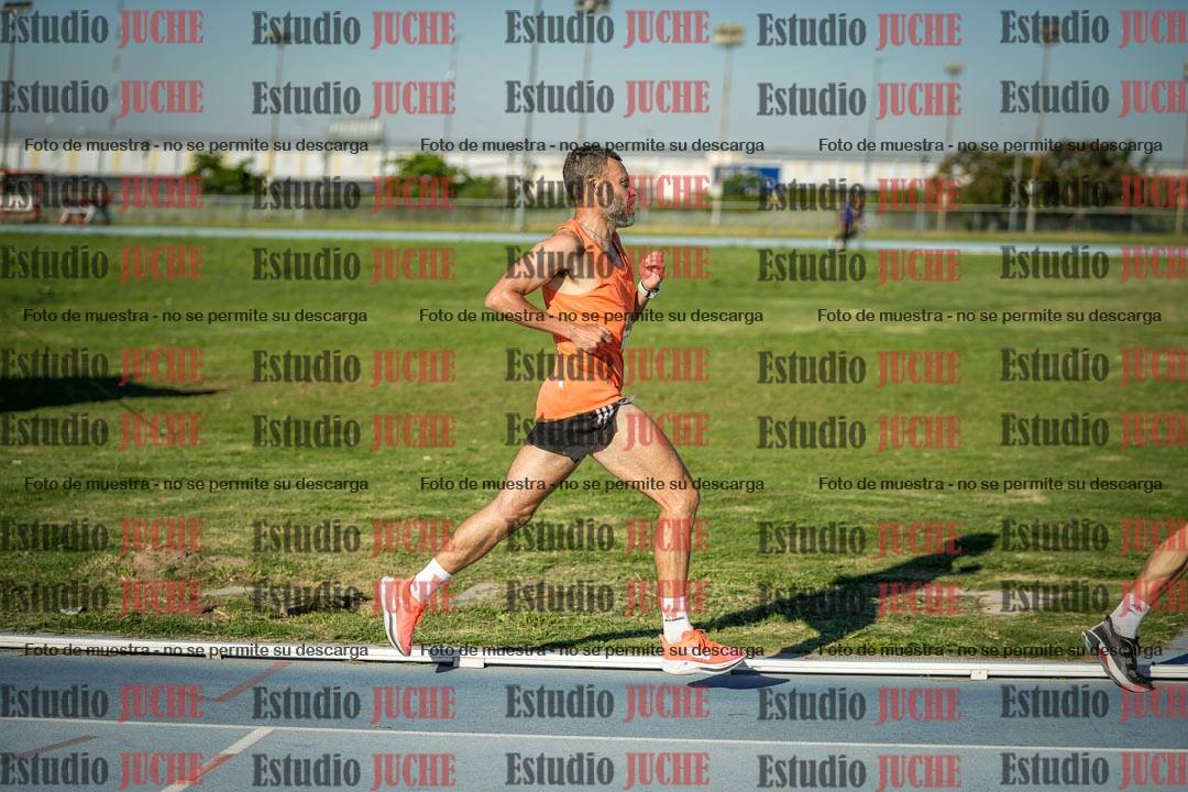 Fotos de los 3000 m llanos de varones