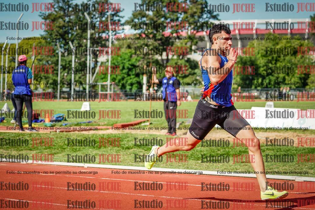 Fotos de los 400 m llanos de varones