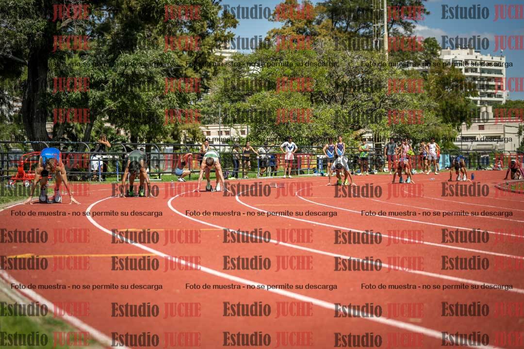 Fotos de los 200 m llanos de varones