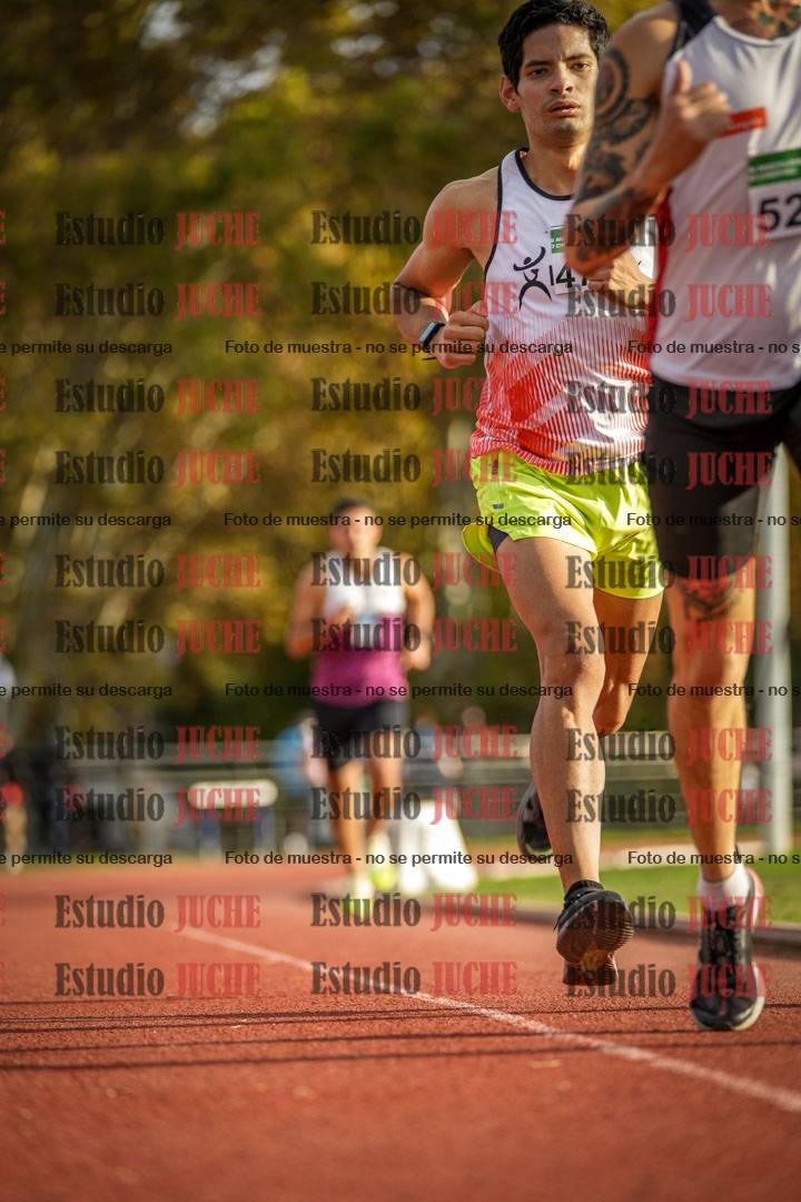 Fotos de los 3000 m llanos de varones