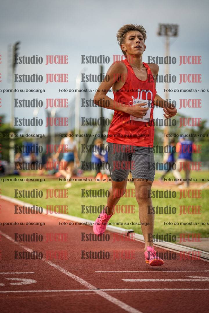Fotos de los 3000 m llanos de varones