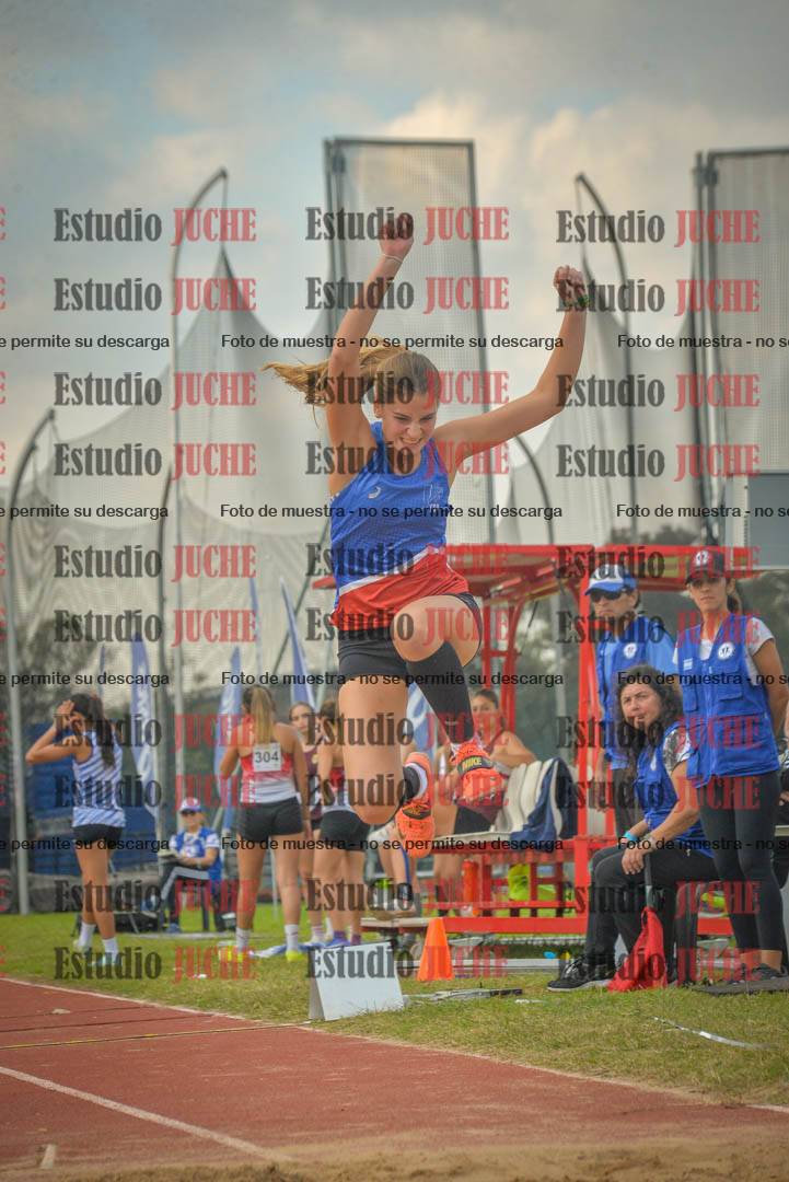 Fotos del salto en largo de mujeres