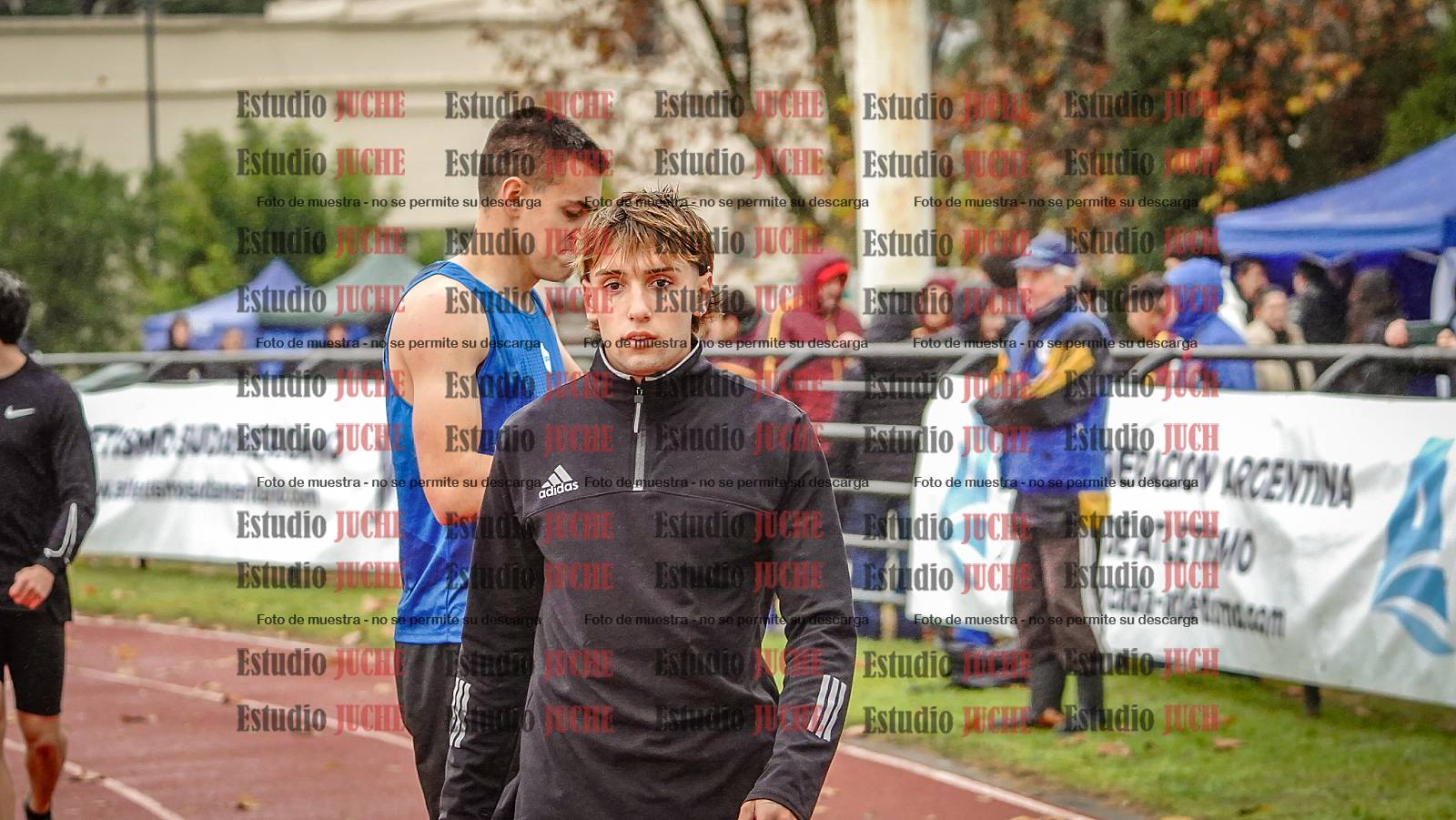 Fotos de los 400 m de varones - FINAL