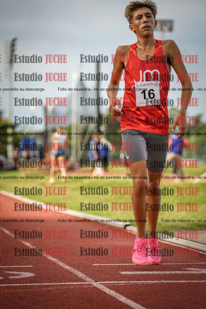 Fotos de los 3000 m llanos de varones