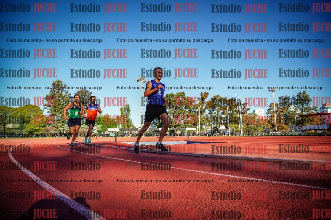 Fotos de los 3000 m llanos de varones
