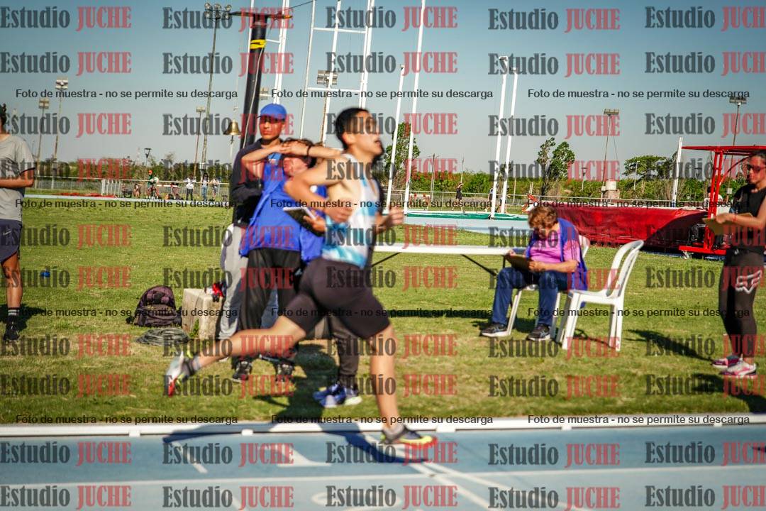 Fotos de los 1500 m llanos de varones