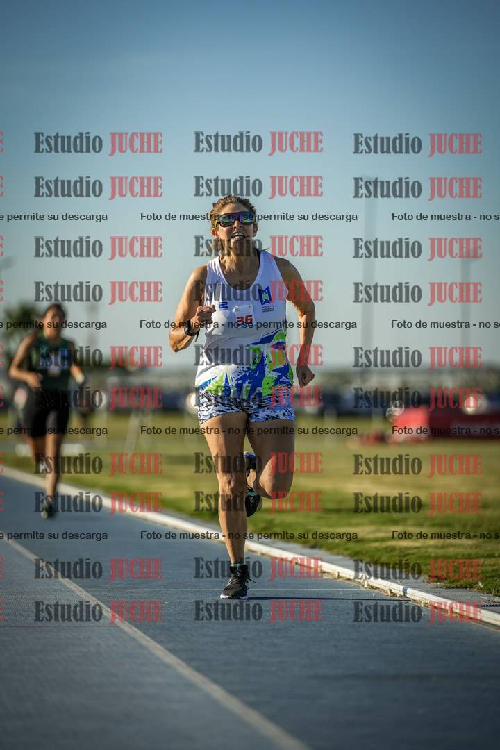 Fotos de los 1500 m llanos de mujeres