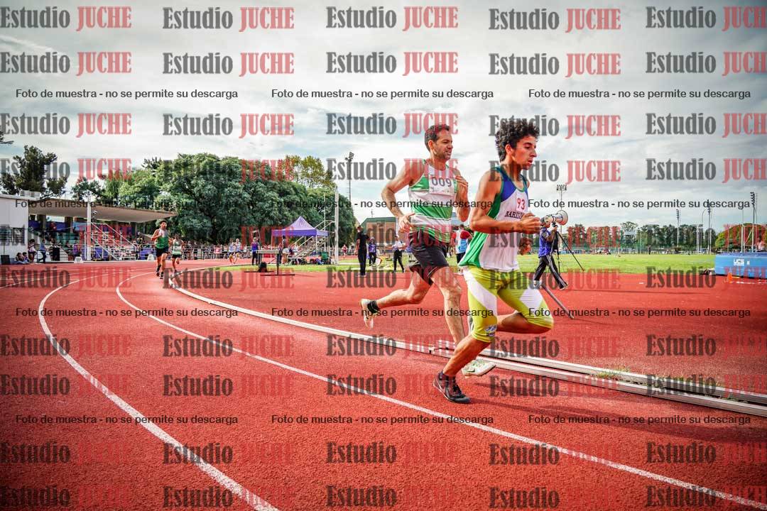 Fotos de los 800 m llanos de varones