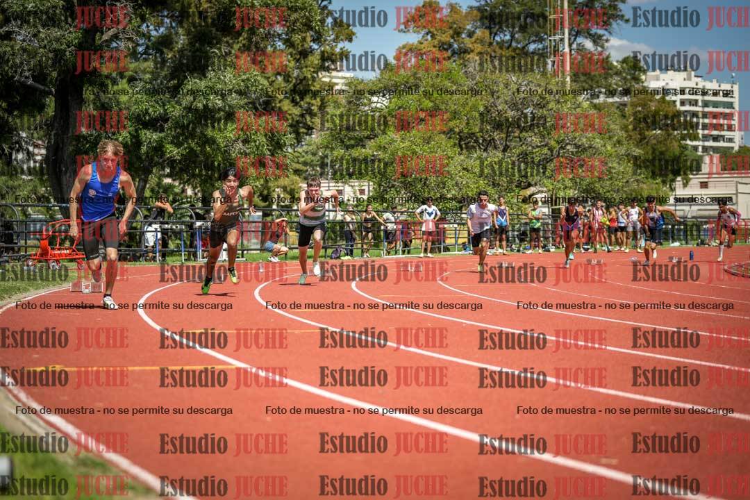 Fotos de los 200 m llanos de varones