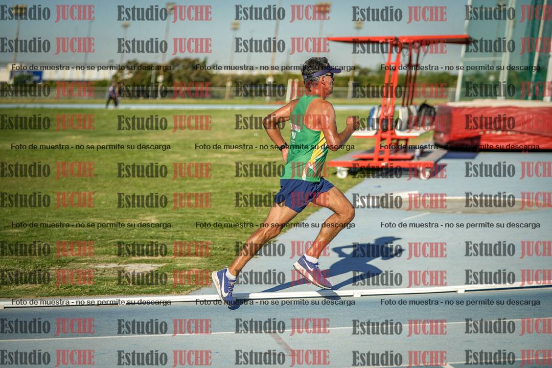 Fotos de los 3000 m llanos de varones