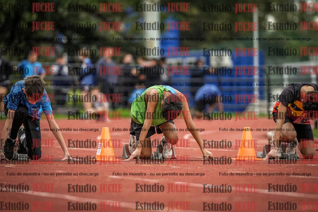 Fotos de los 80 m llanos de varones