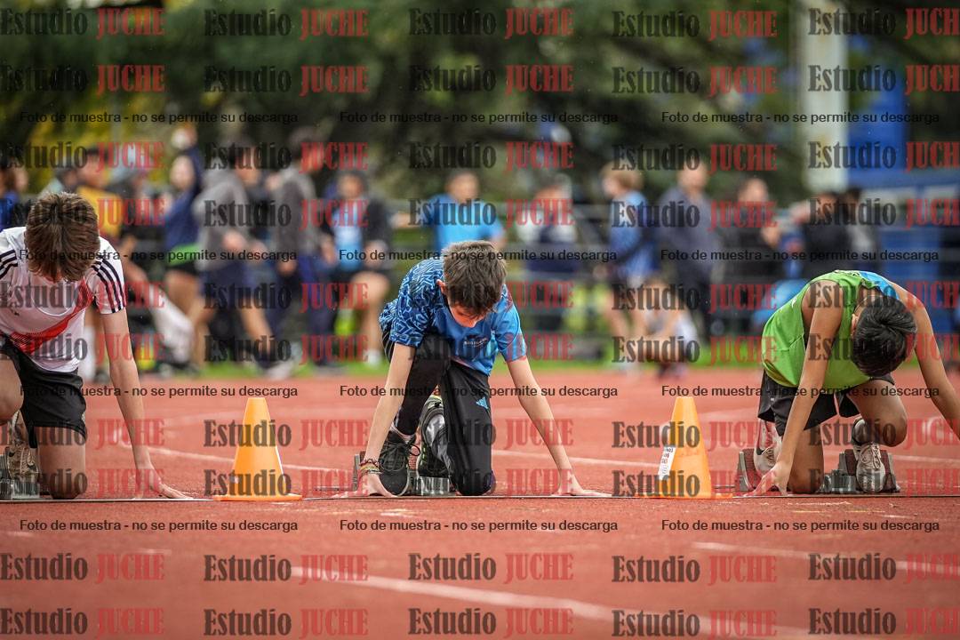 Fotos de los 80 m llanos de varones
