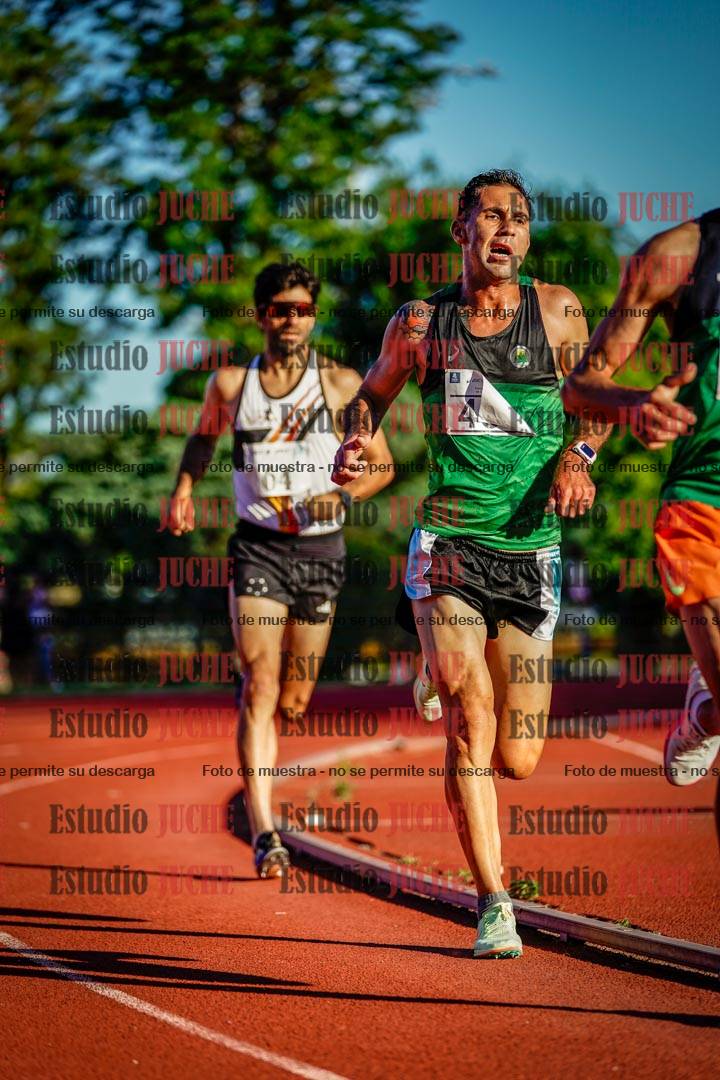Fotos de los 3000 m llanos de varones