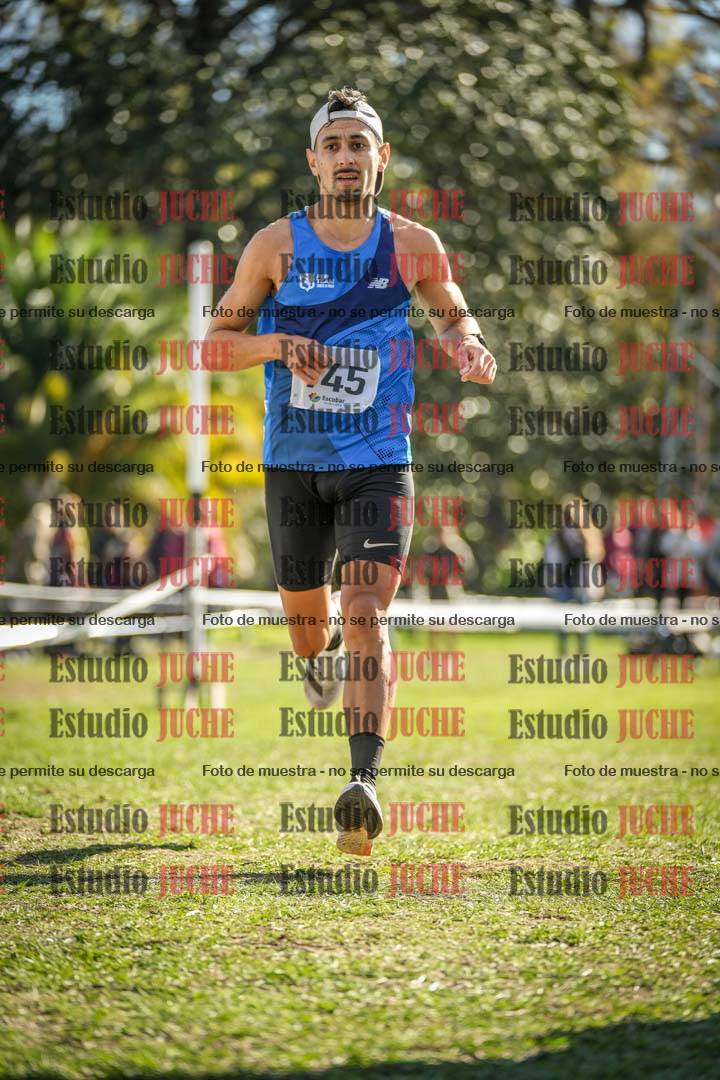 Fotos de la llegada del cross de 8000 m