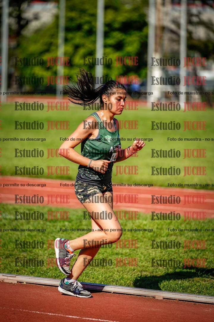 Fotos de los 5000 m llanos de mujeres y varones