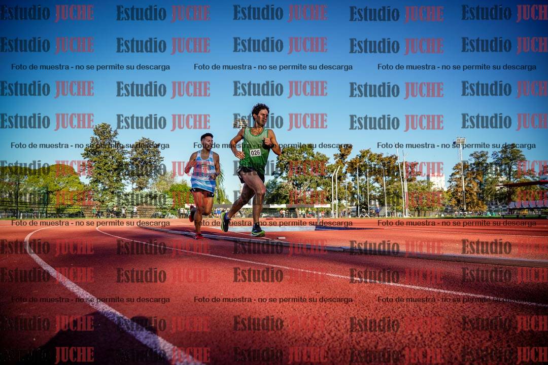 Fotos de los 3000 m llanos de varones