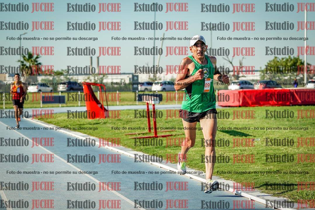 Fotos de los 3000 m llanos de varones