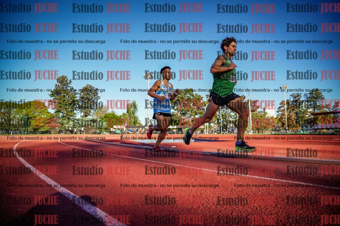 Fotos de los 3000 m llanos de varones