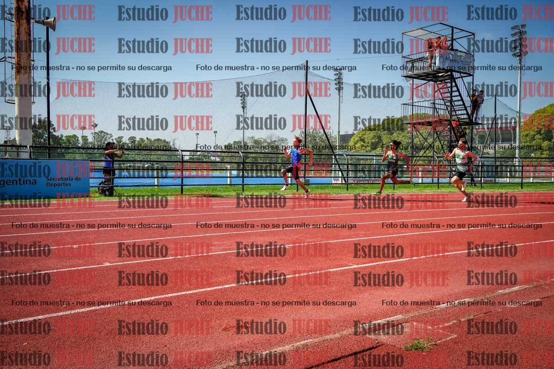 Fotos de los 200 m llanos de varones