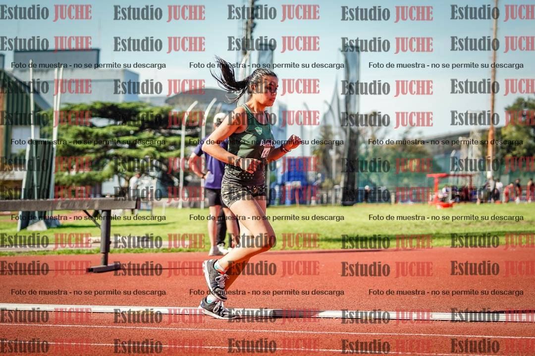Fotos de los 5000 m llanos de mujeres y varones