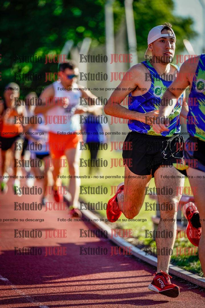 Fotos de los 3000 m llanos de varones