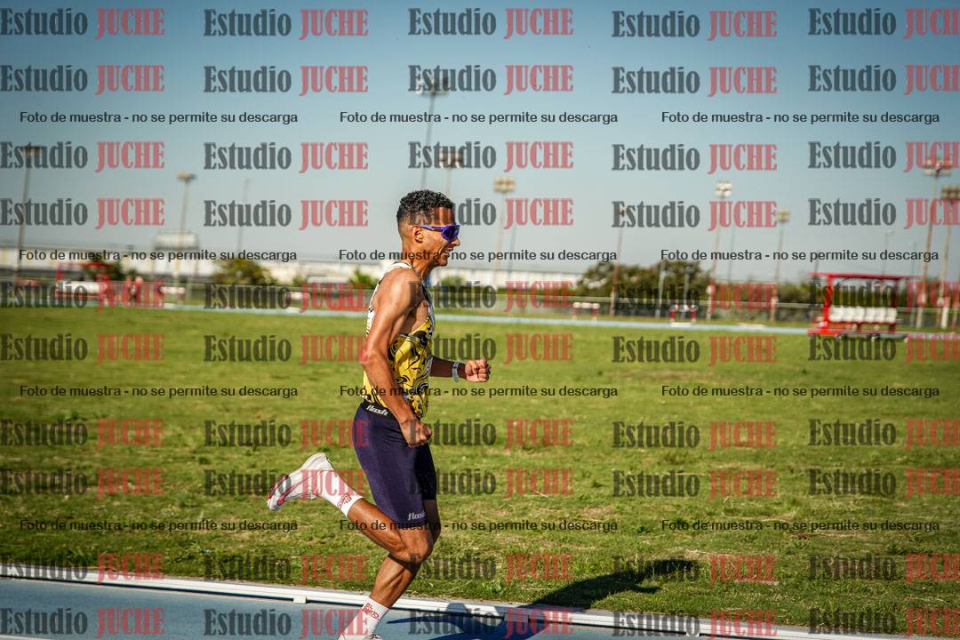 Fotos de los 1500 m llanos de varones