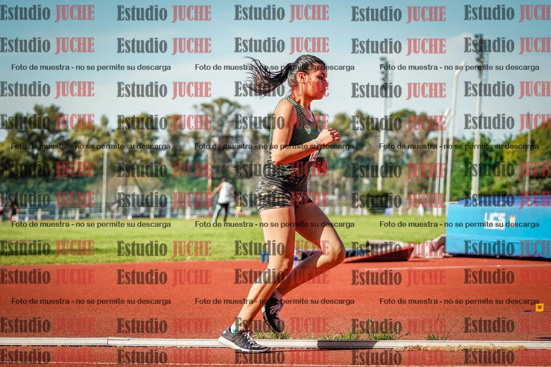 Fotos de los 5000 m llanos de mujeres y varones