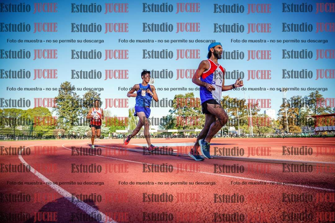 Fotos de los 3000 m llanos de varones