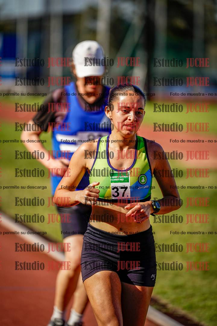 Fotos de los 5000 m llanos de mujeres y varones