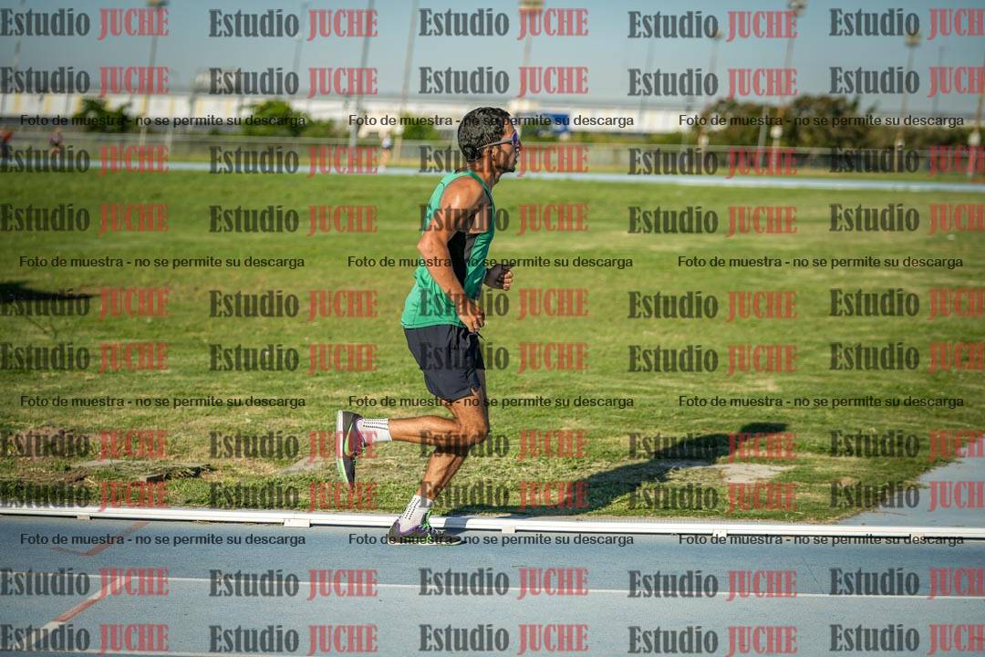 Fotos de los 3000 m llanos de varones