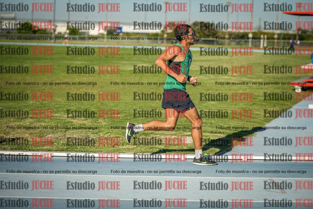 Fotos de los 3000 m llanos de varones