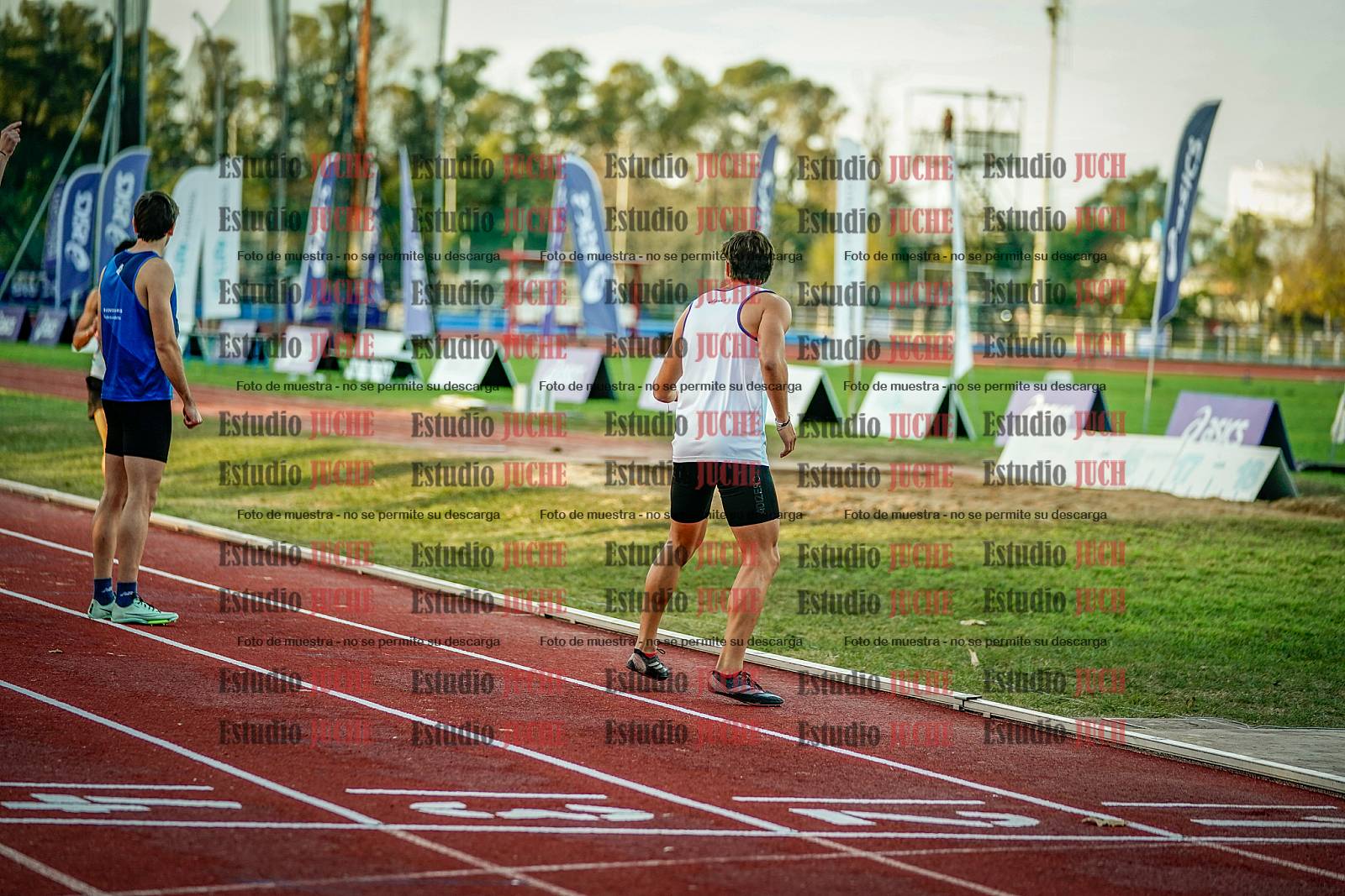 Fotos de las postas 4x400 m de varones