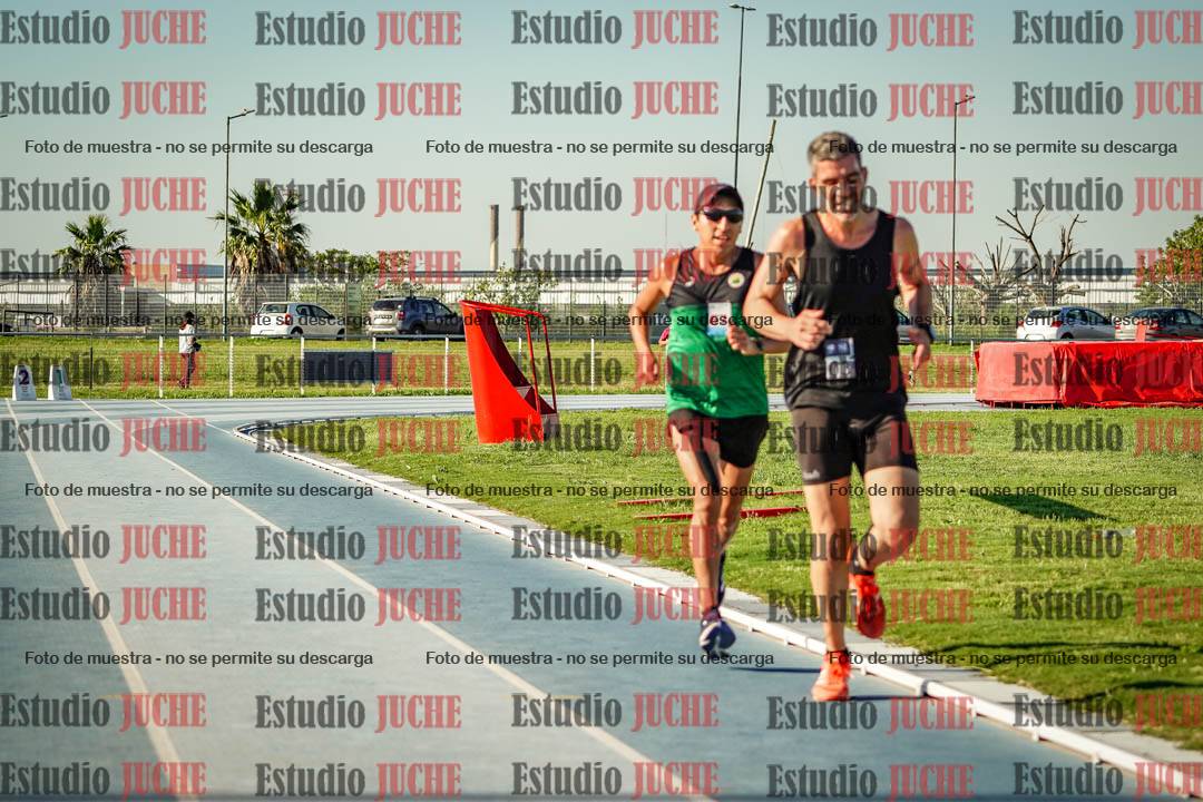 Fotos de los 3000 m llanos de varones