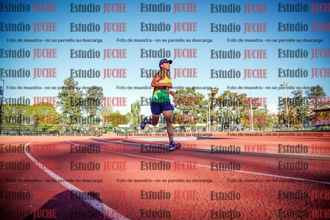 Fotos de los 3000 m llanos de varones