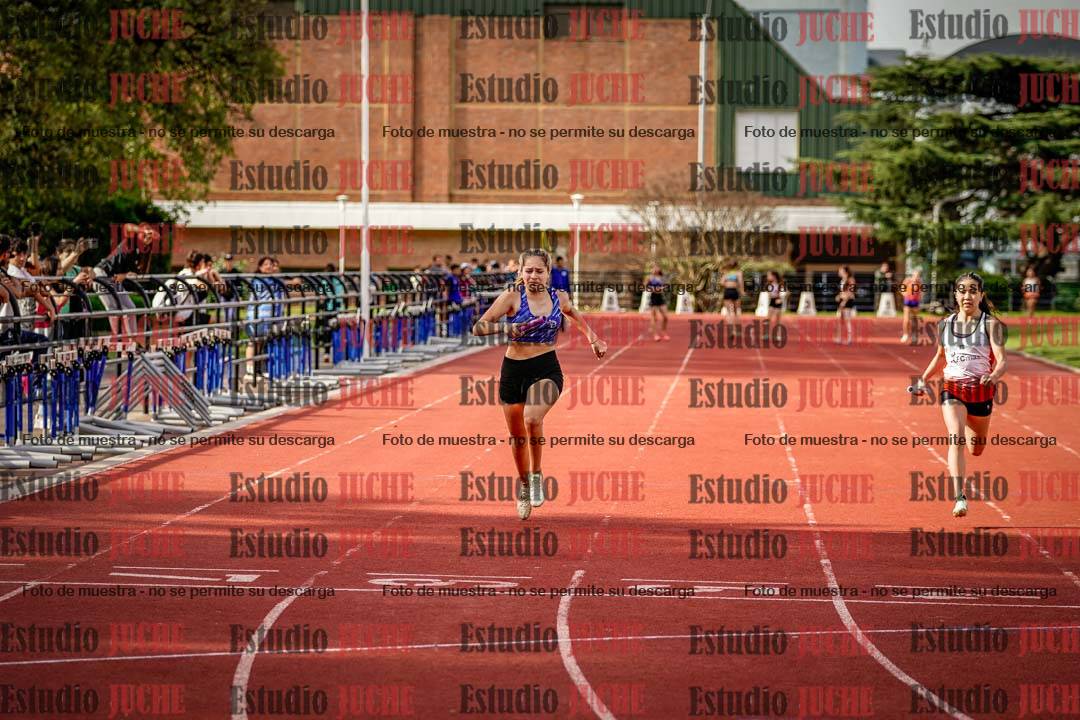 Fotos de las postas 5x80 m llanos de mujeres