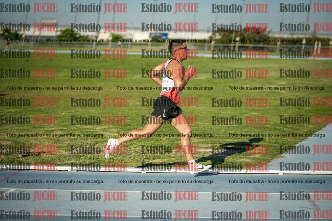 Fotos de los 3000 m llanos de varones