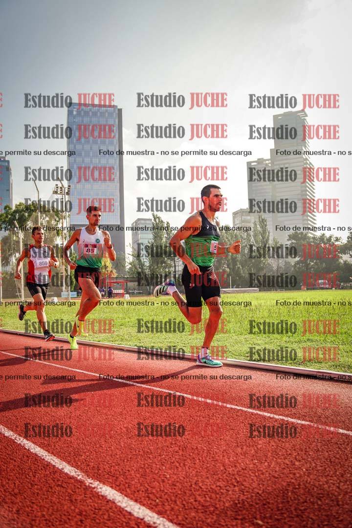 Fotos de los 3000 m llanos de varones