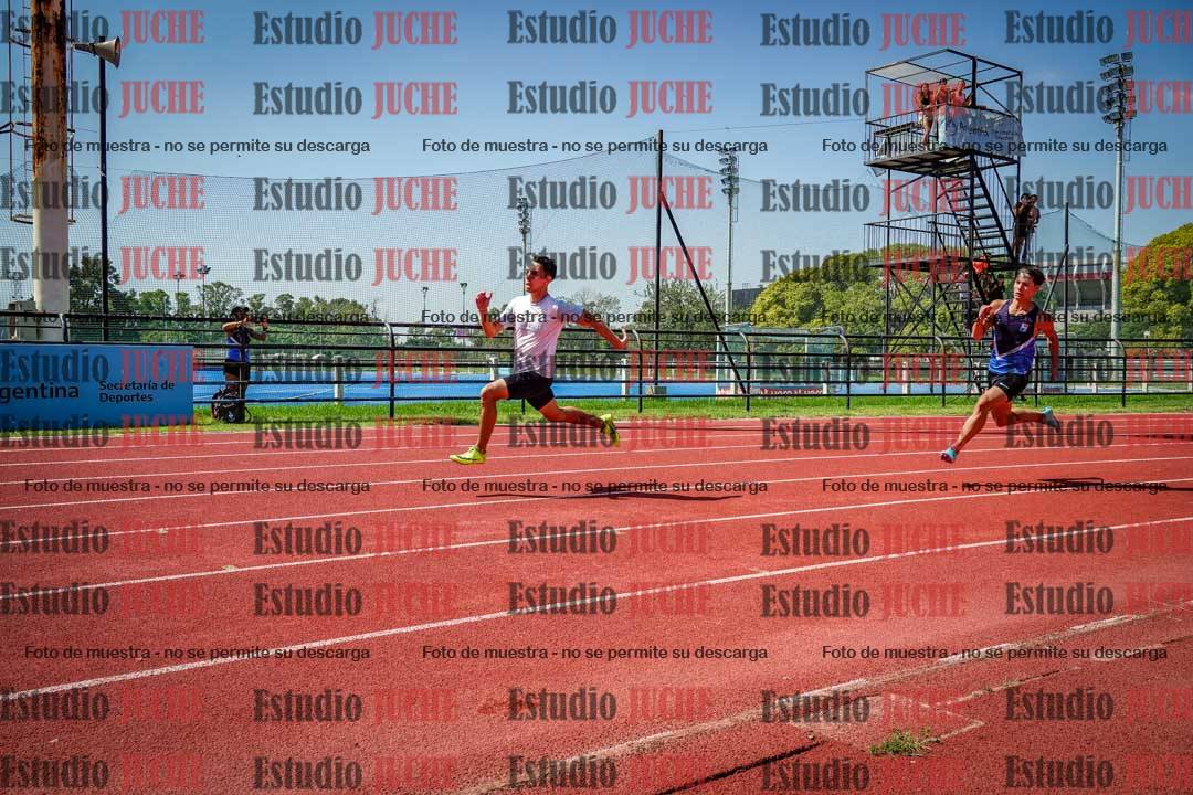 Fotos de los 200 m llanos de varones